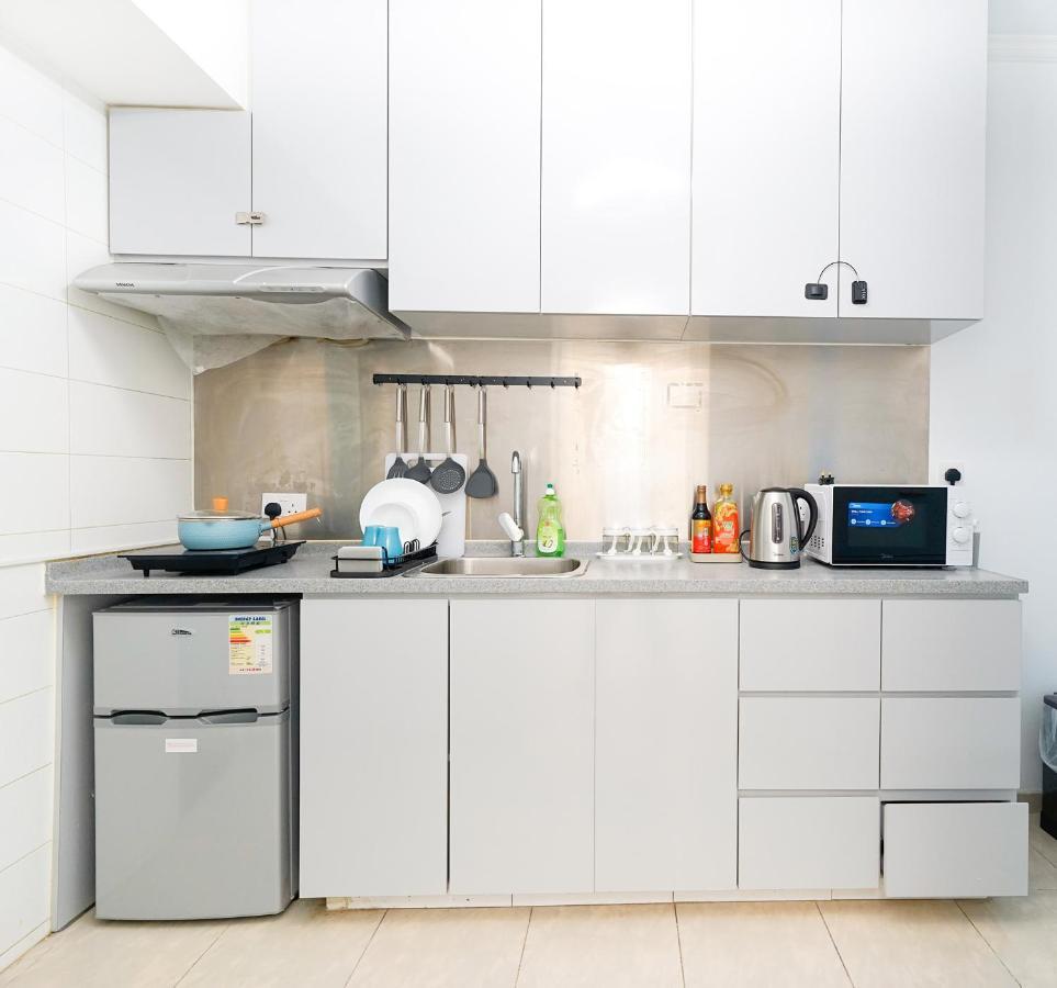 Shared Dormitory Wan Chai Road 187 香港 外观 照片
